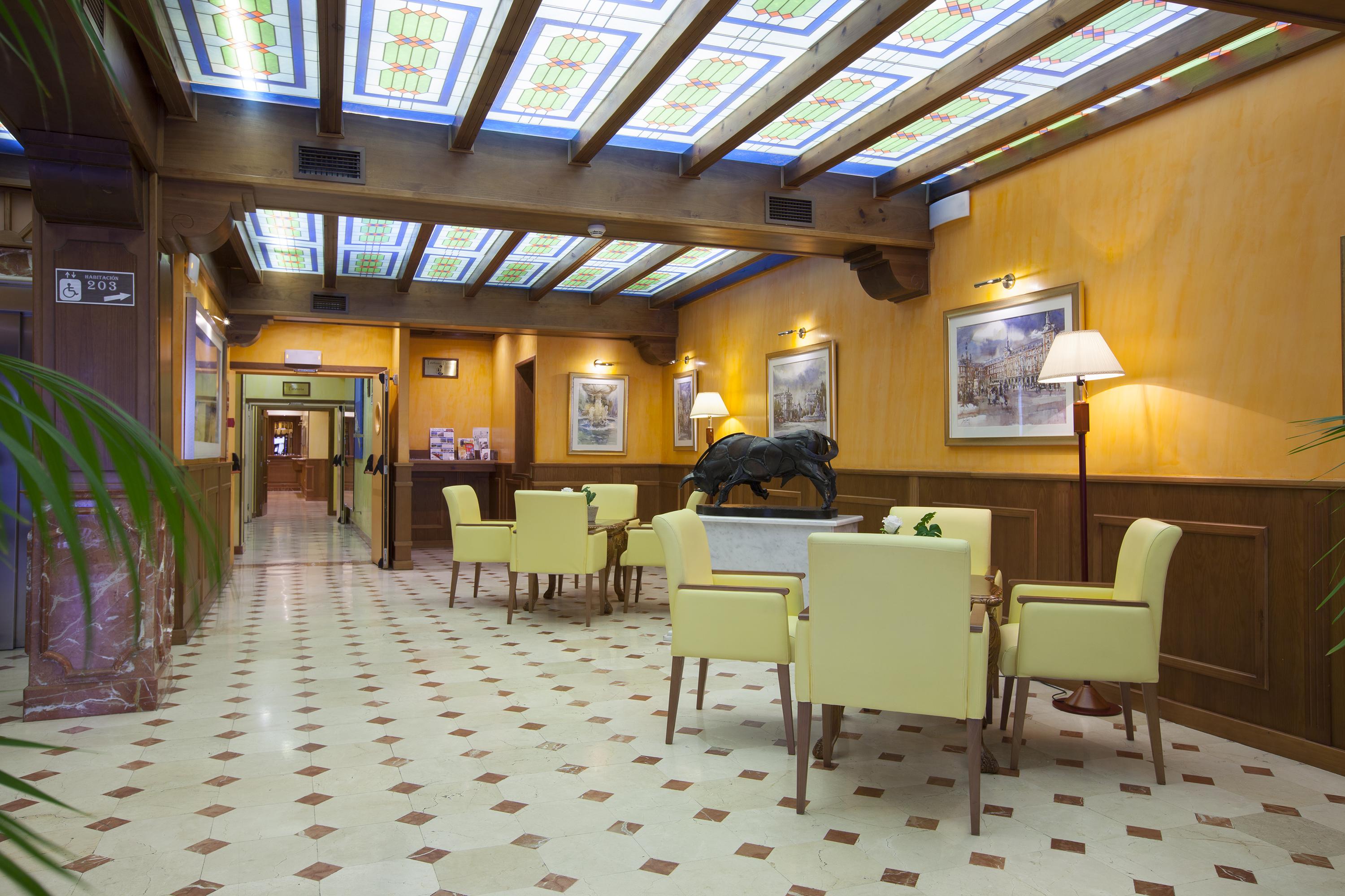فندق مدريدفي  أغورا خوان دي أوستريا المظهر الخارجي الصورة